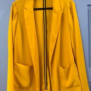 Slouchy boyfriend blazer